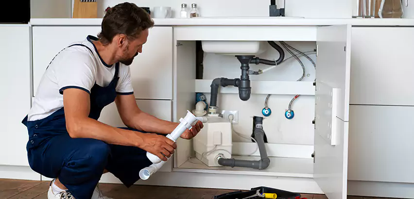 Plumbers for Frozen Pipes in Paramus